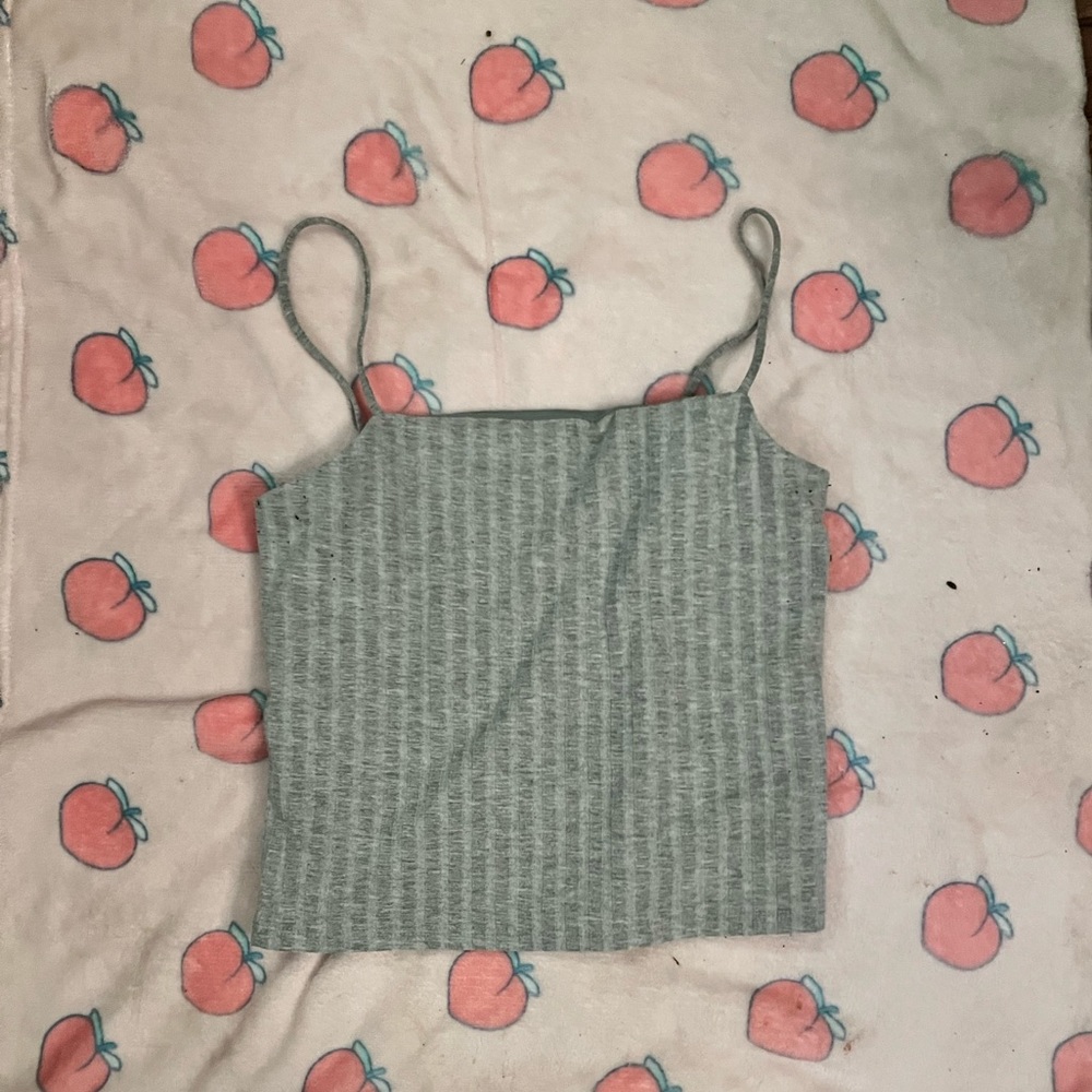 Gray tank top